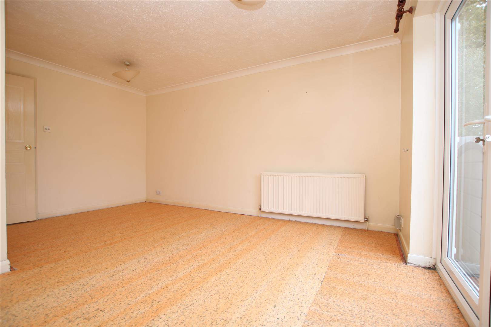 Earlswood Close, Horsham